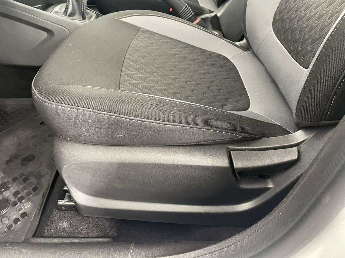 Лада (ВАЗ) Веста б/у, 2023, Механическая. Фото: #9