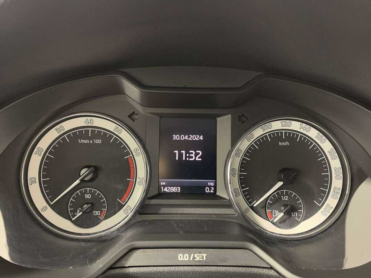 Шкода Октавия б/у, 2018, Роботизированная. Фото: #10