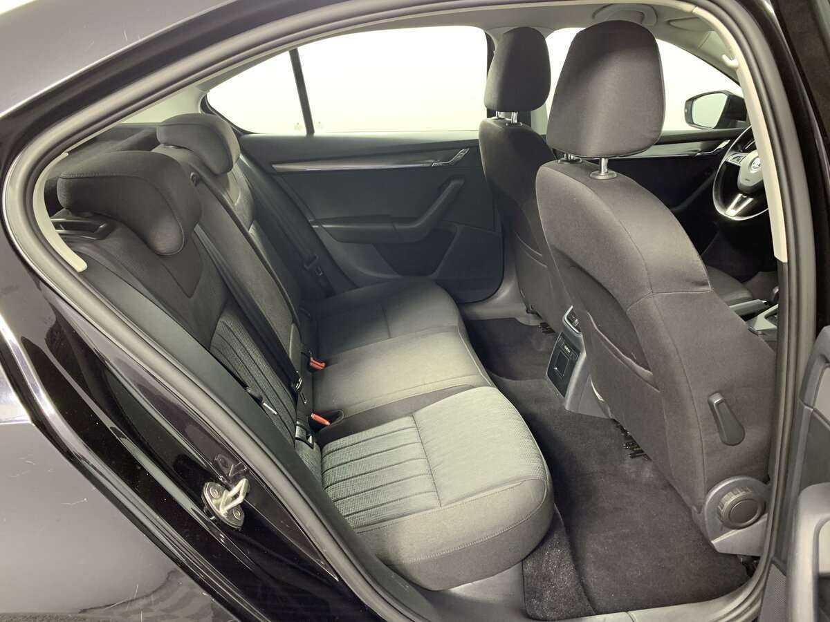 Шкода Октавия б/у, 2018, Роботизированная. Фото: #17