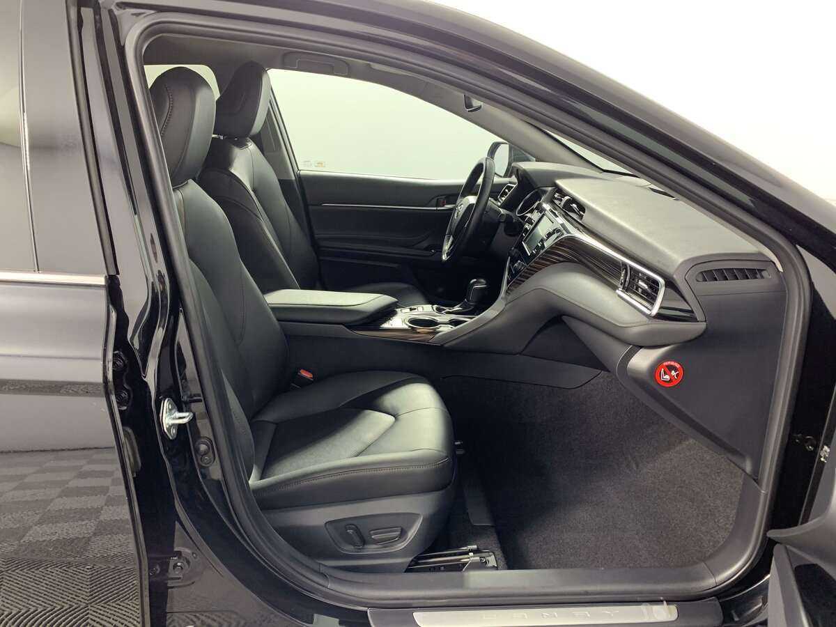 Тойота Камри б/у, 2019, Автоматическая. Фото: #17