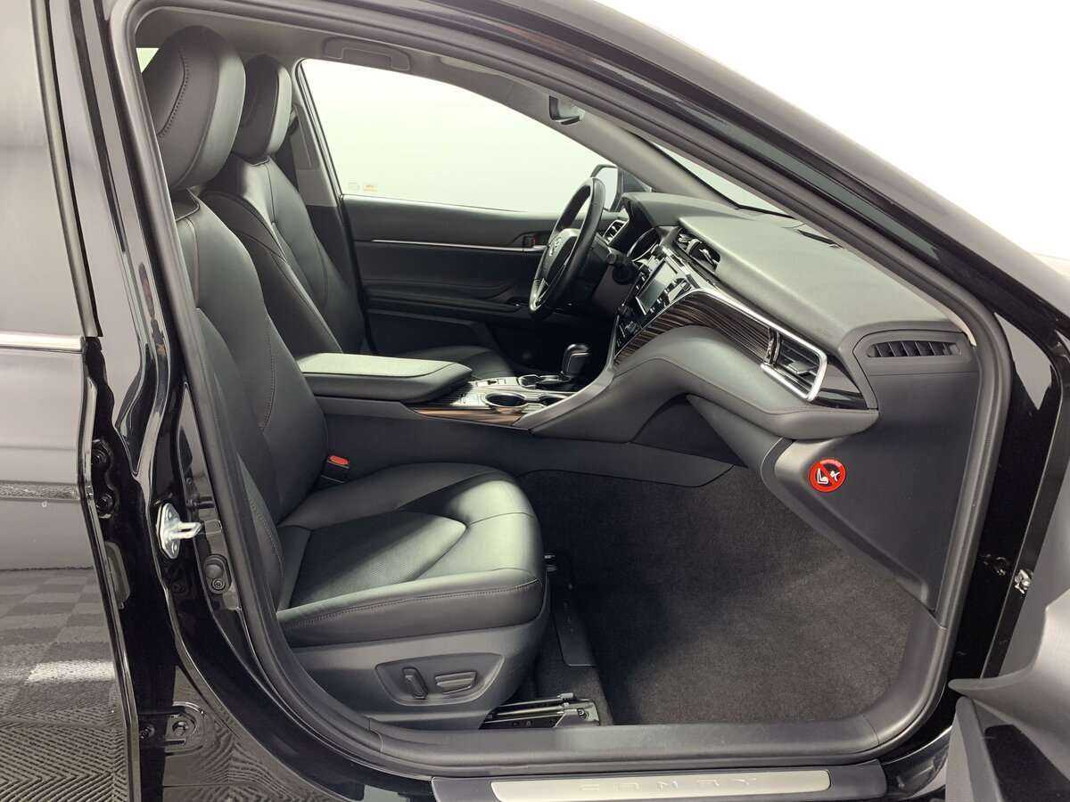 Тойота Камри б/у, 2019, Автоматическая. Фото: #14