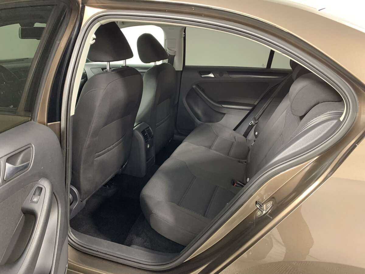 Volkswagen Jetta б/у, 2013, Роботизированная. Фото: #9