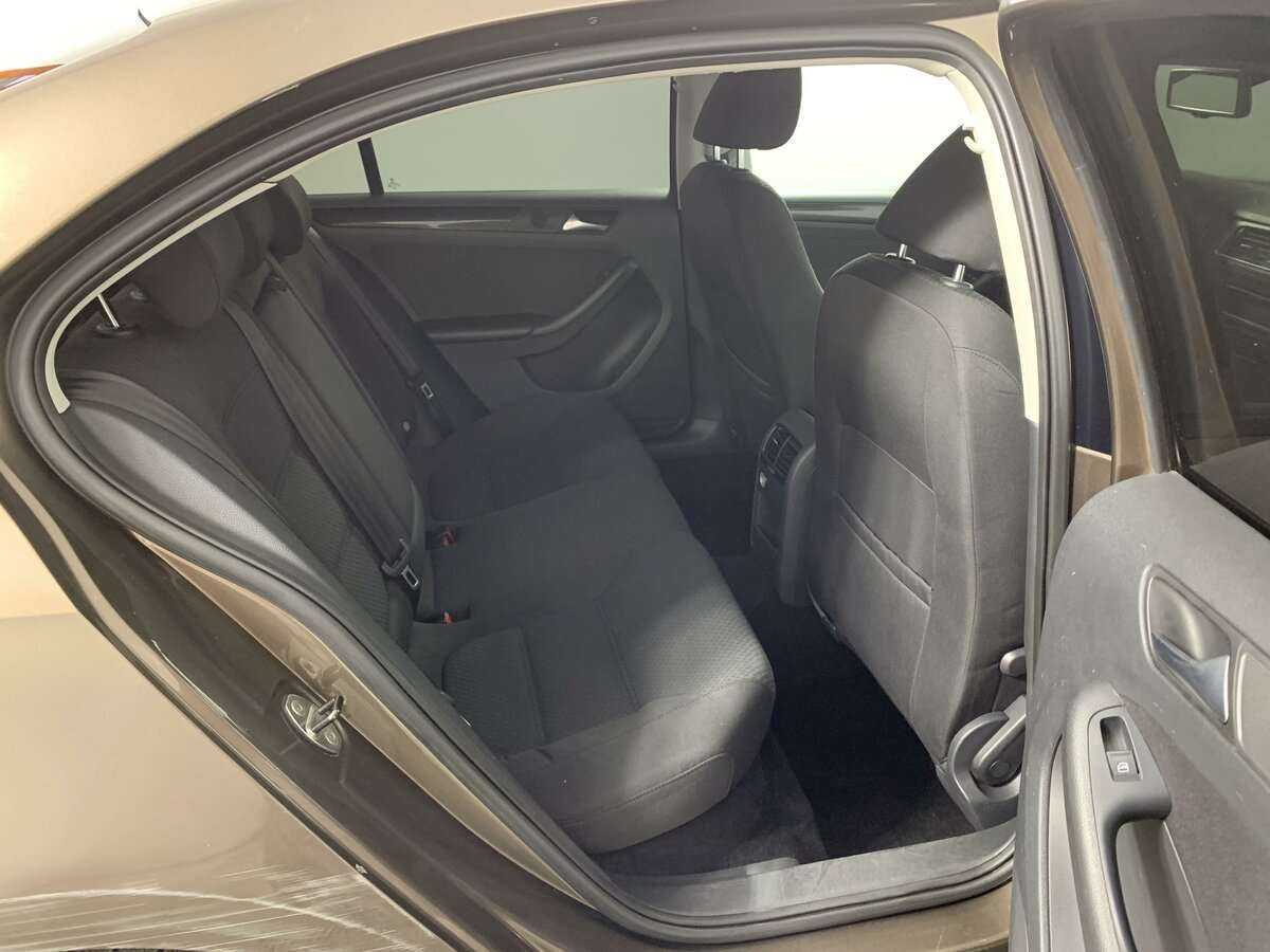 Volkswagen Jetta б/у, 2013, Роботизированная. Фото: #14