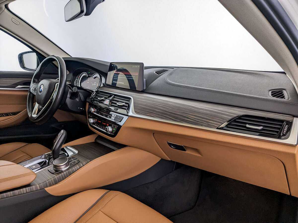 BMW 5 серии б/у, 2017, Автоматическая. Фото: #10