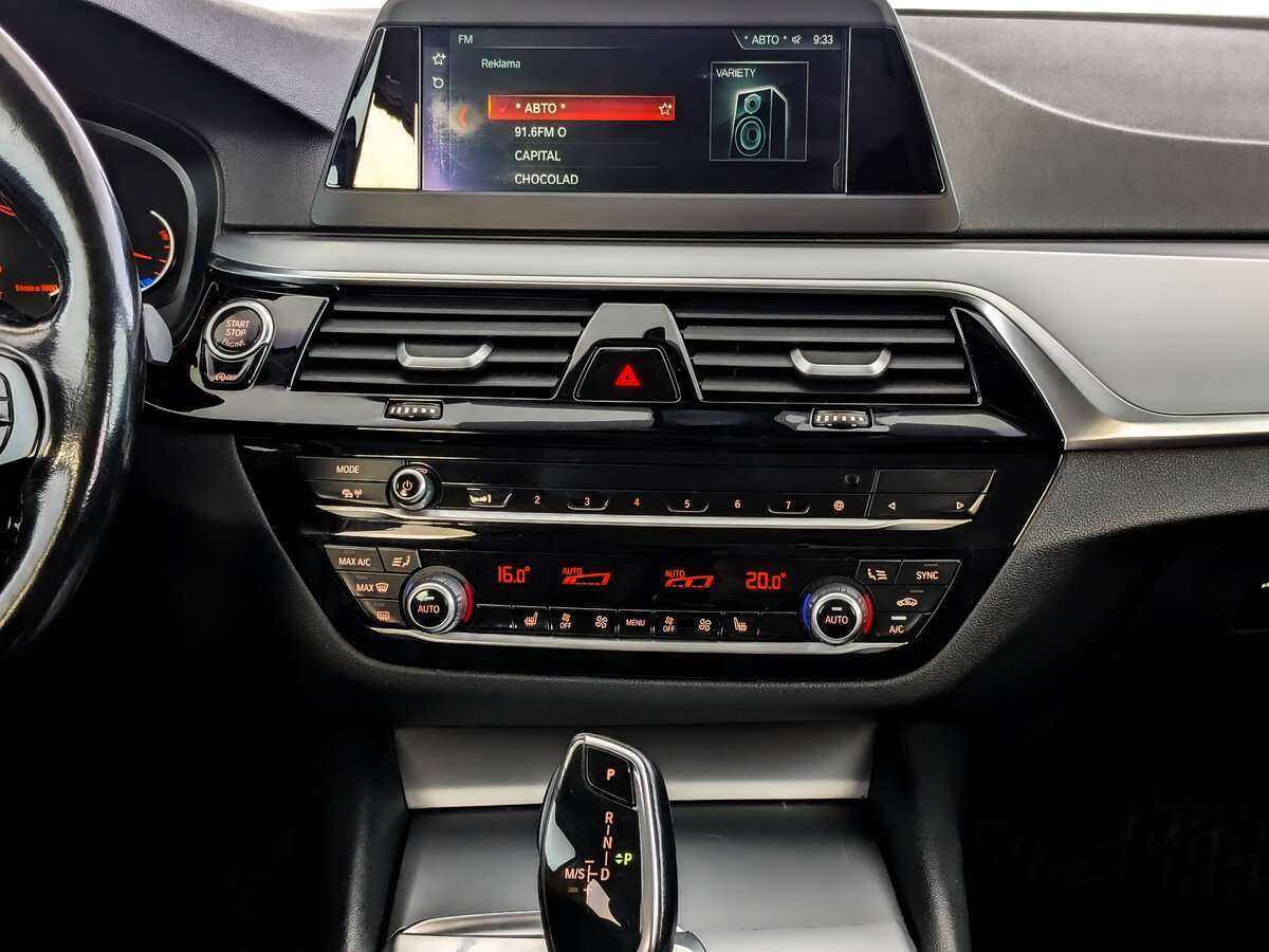 БМВ 5 серии б/у, 2018, Автоматическая. Фото: #11