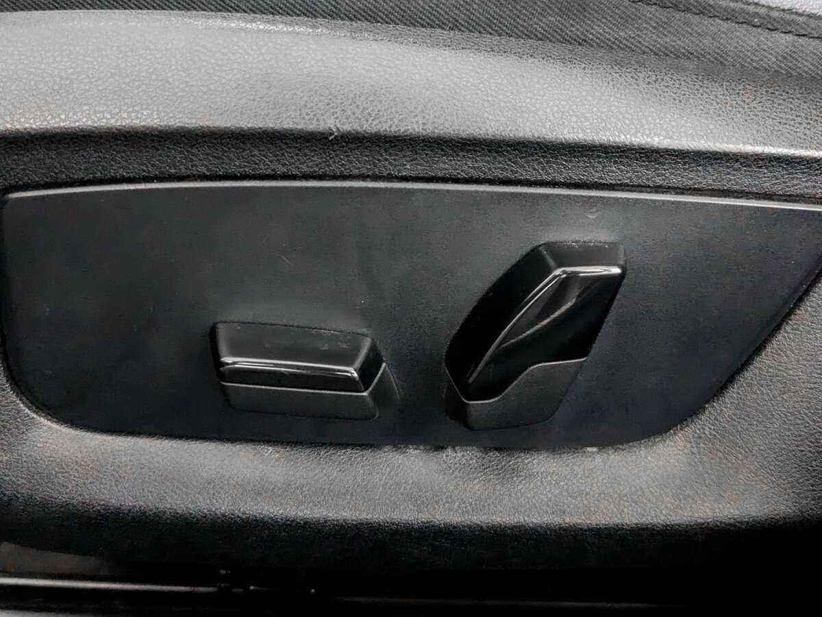 БМВ 5 серии б/у, 2018, Автоматическая. Фото: #15