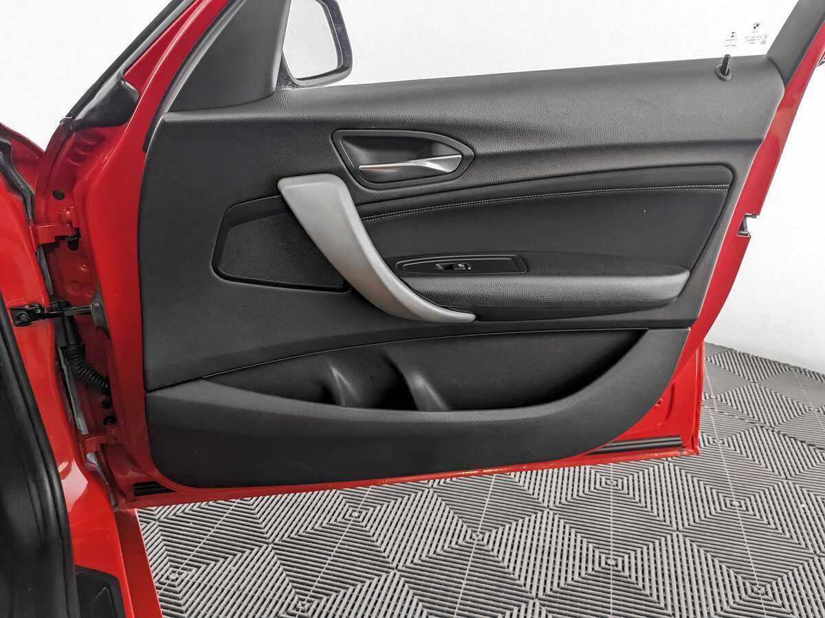 БМВ 1 серии б/у, 2017, Автоматическая. Фото: #19