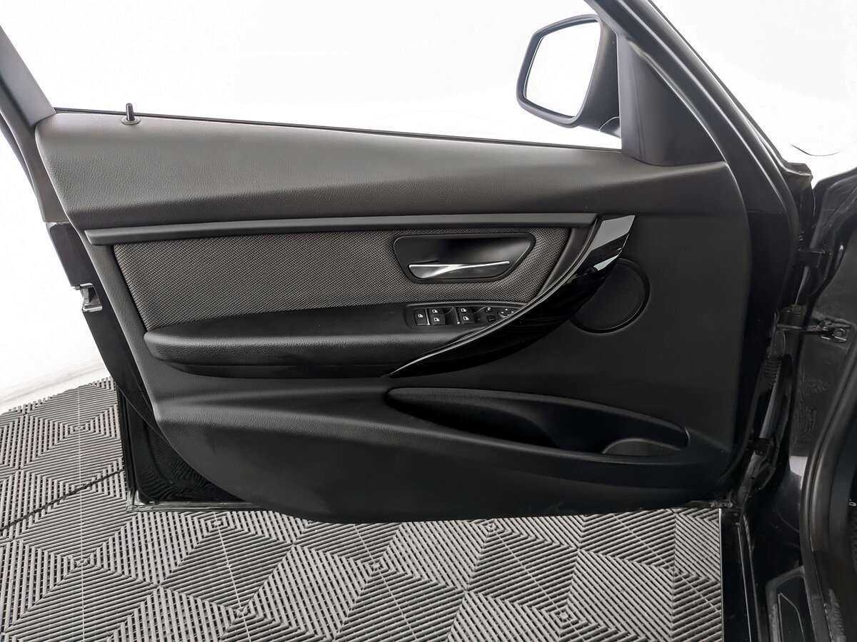 БМВ 3 серии б/у, 2018, Автоматическая. Фото: #14