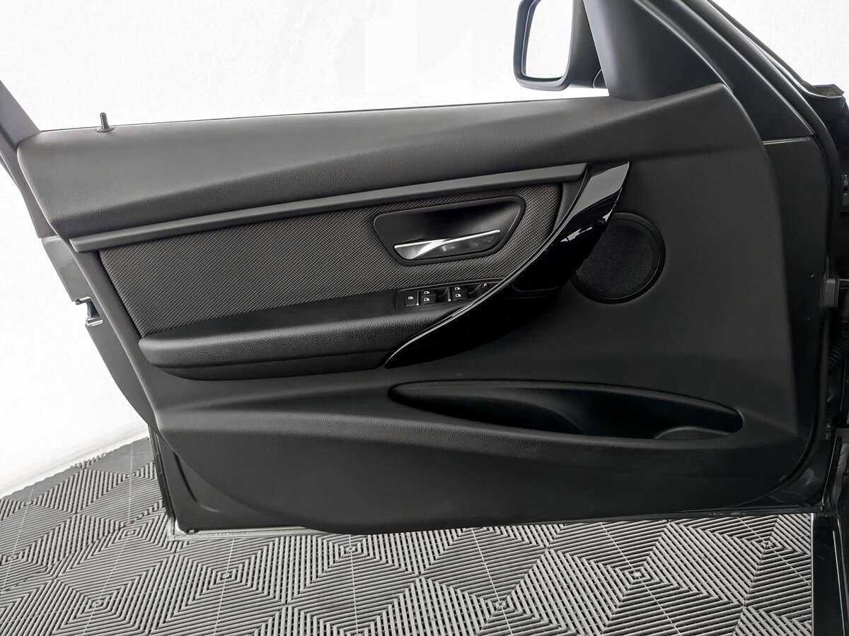 БМВ 3 серии б/у, 2018, Автоматическая. Фото: #18