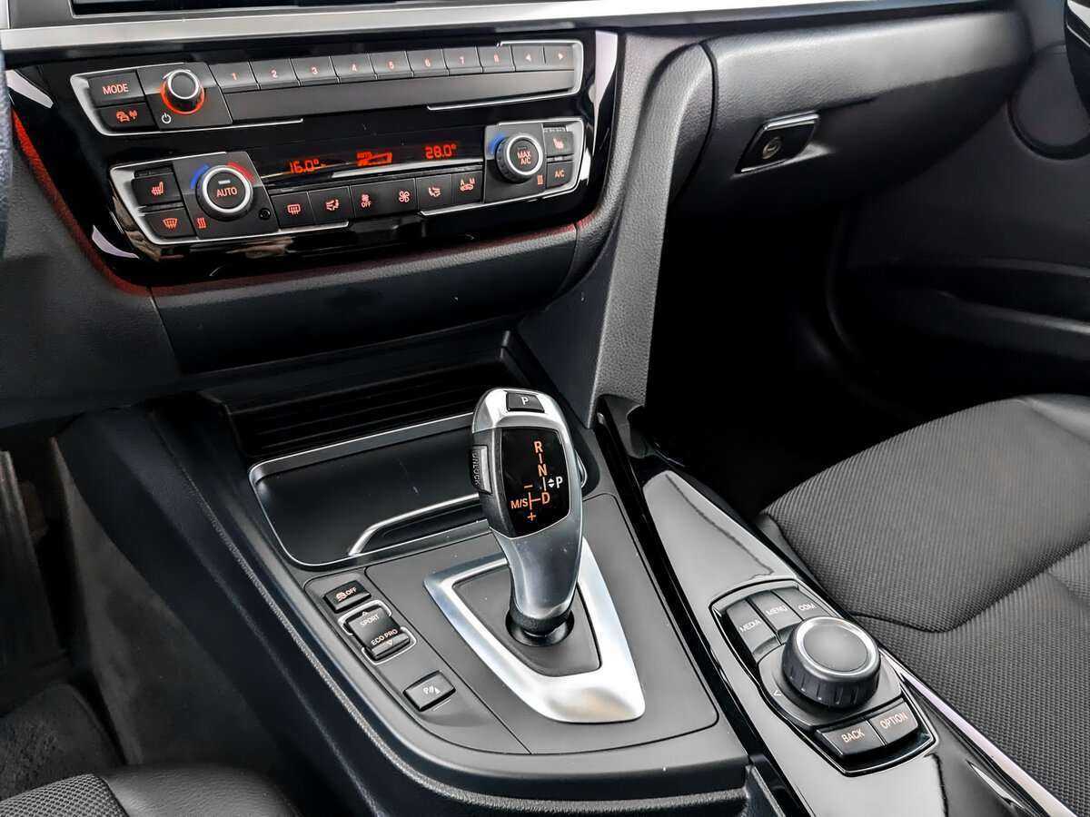 БМВ 3 серии б/у, 2018, Автоматическая. Фото: #24