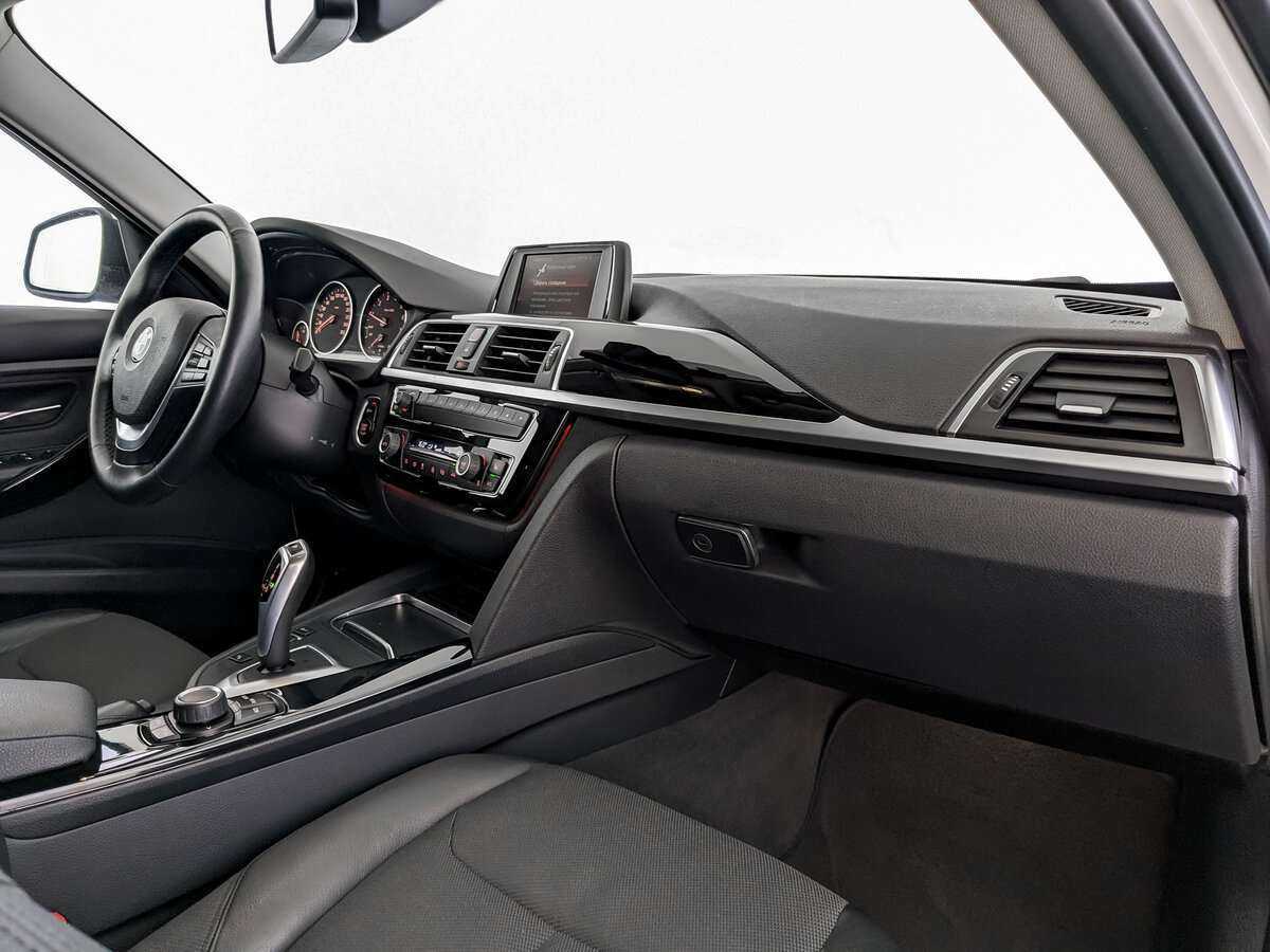 БМВ 3 серии б/у, 2017, Автоматическая. Фото: #8