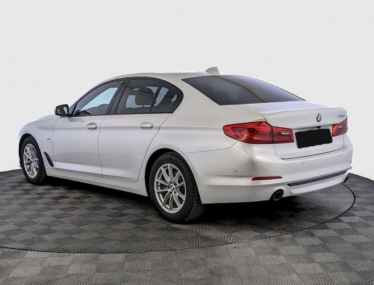 БМВ 5 серии б/у, 2017, Автоматическая. Фото: #6