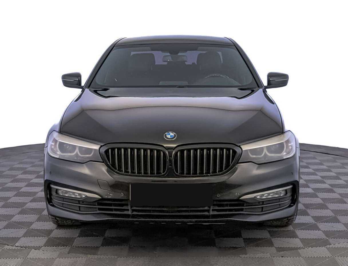 БМВ 5 серии б/у, 2017, Автоматическая. Фото: #1