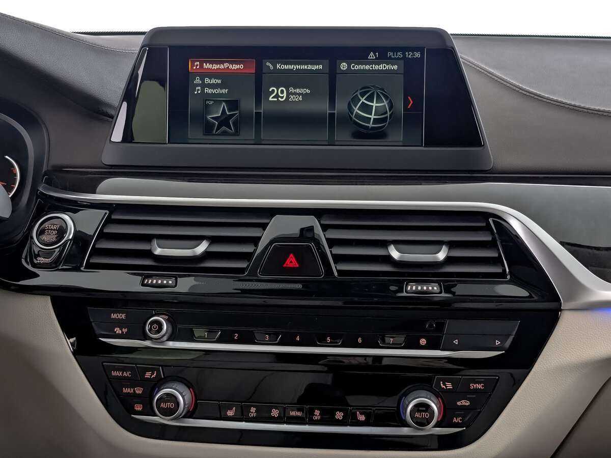 БМВ 5 серии б/у, 2017, Автоматическая. Фото: #12