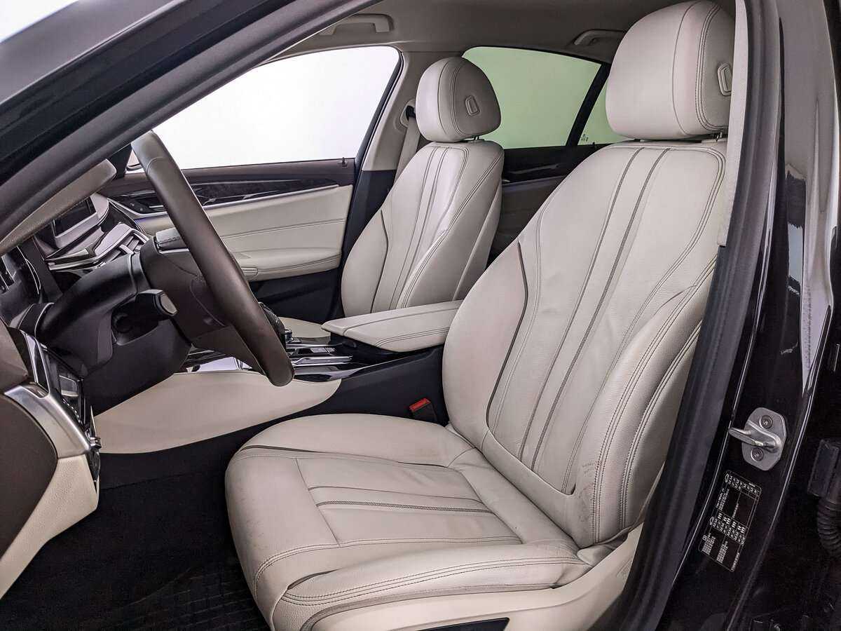 БМВ 5 серии б/у, 2017, Автоматическая. Фото: #15