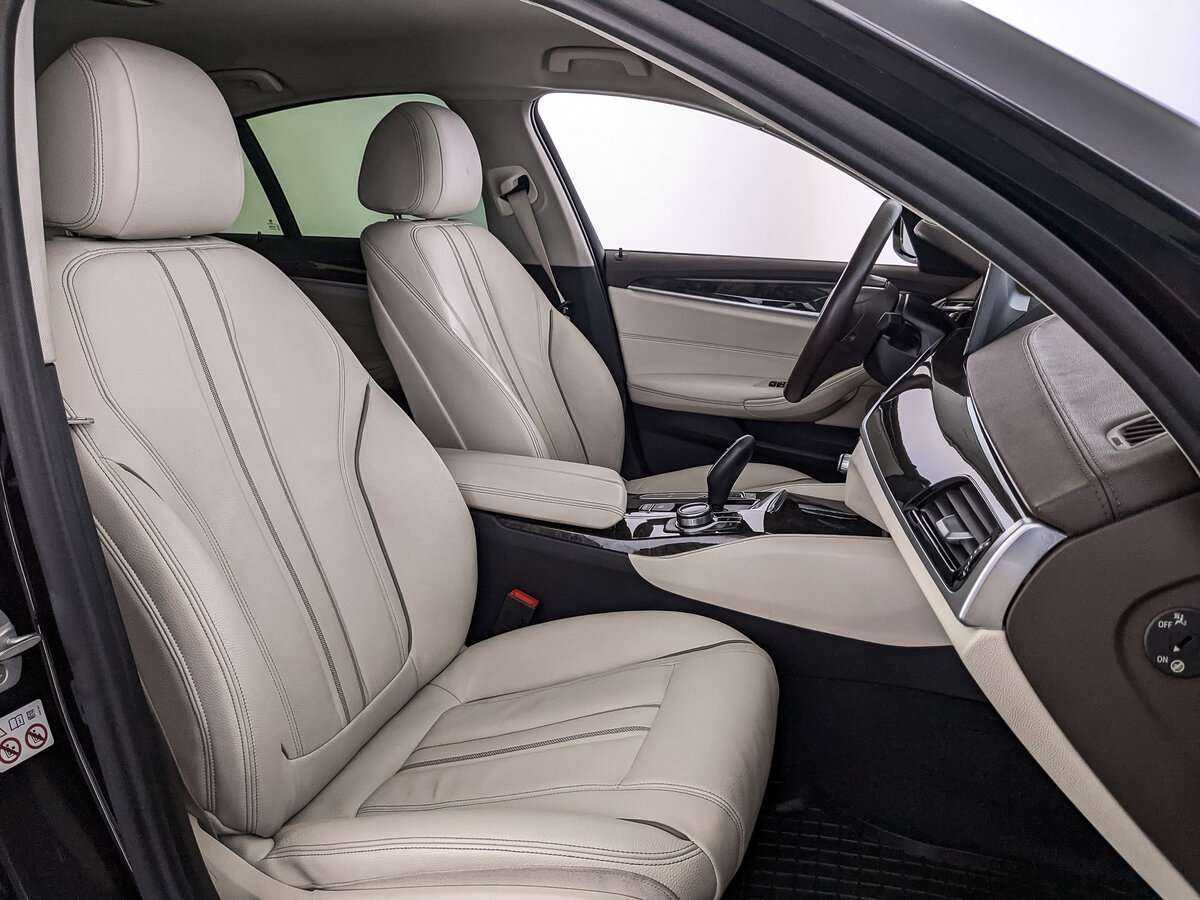 БМВ 5 серии б/у, 2017, Автоматическая. Фото: #19