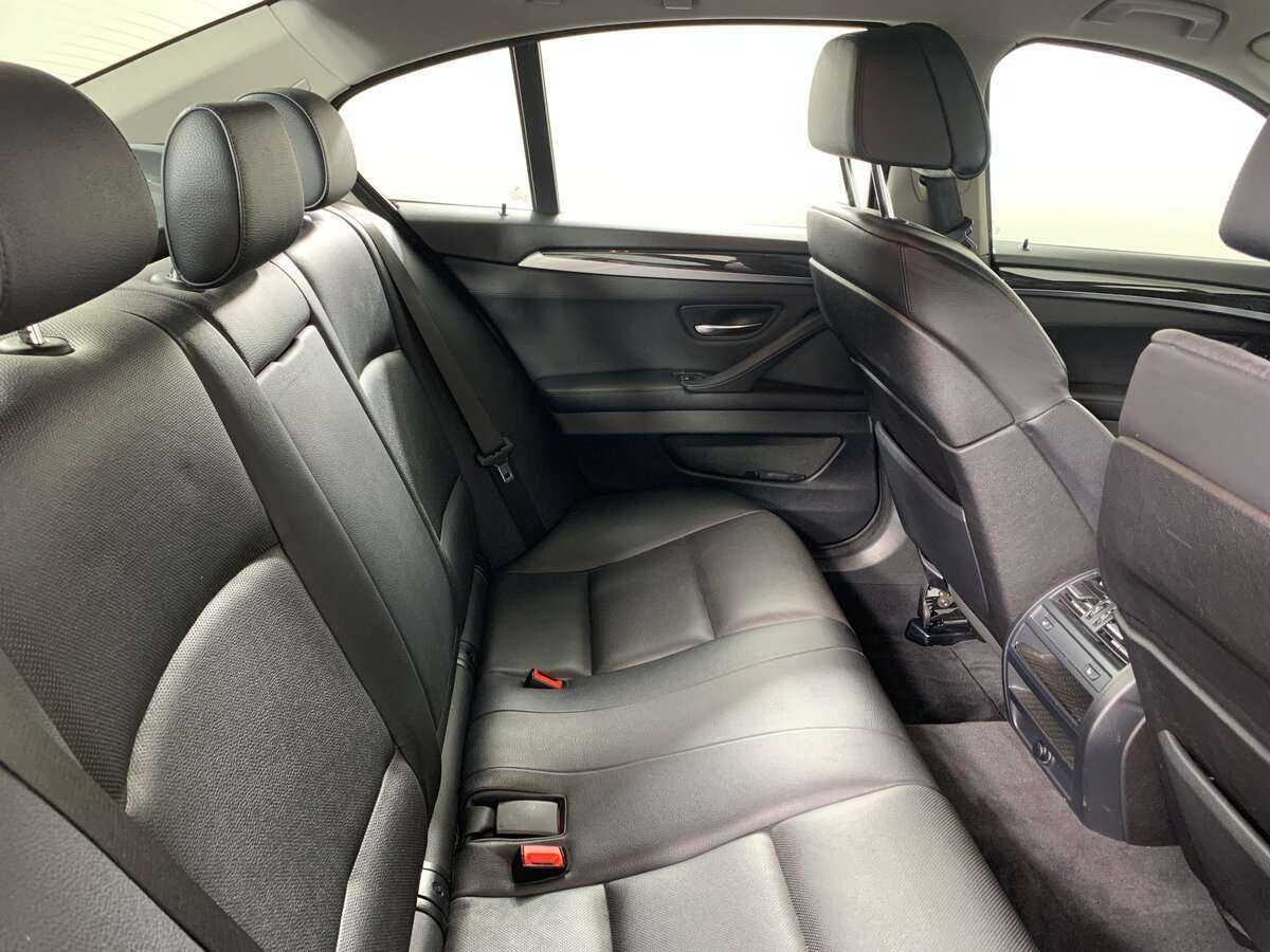 БМВ 5 серии б/у, 2012, Автоматическая. Фото: #14