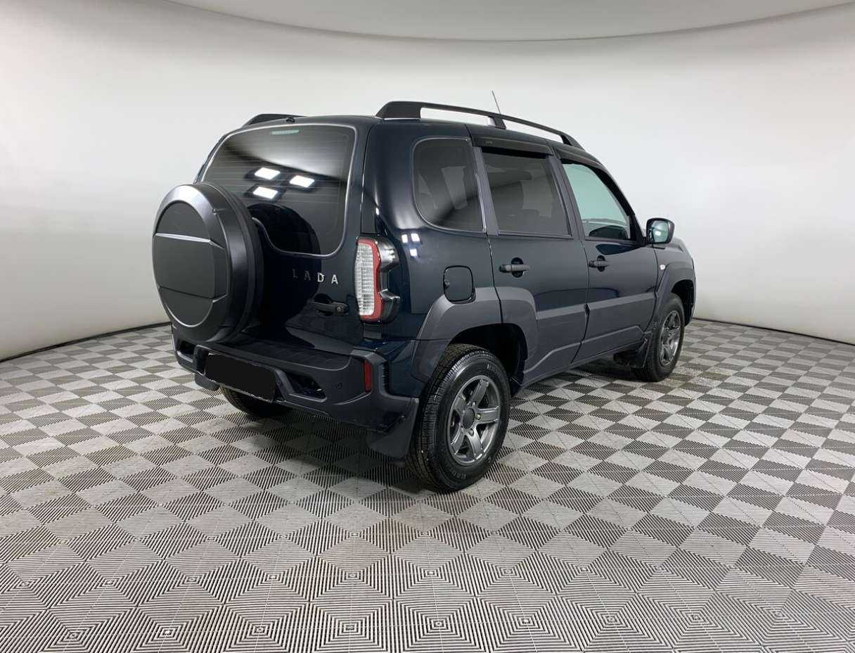 Lada (ВАЗ) Niva б/у, 2023, Механическая. Фото: #4