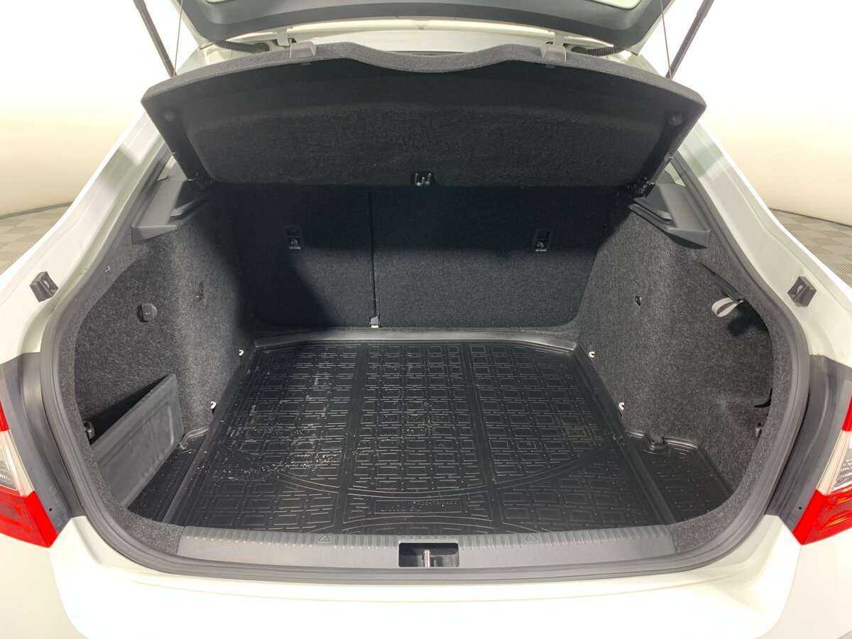 Шкода Октавия б/у, 2019, Роботизированная. Фото: #16