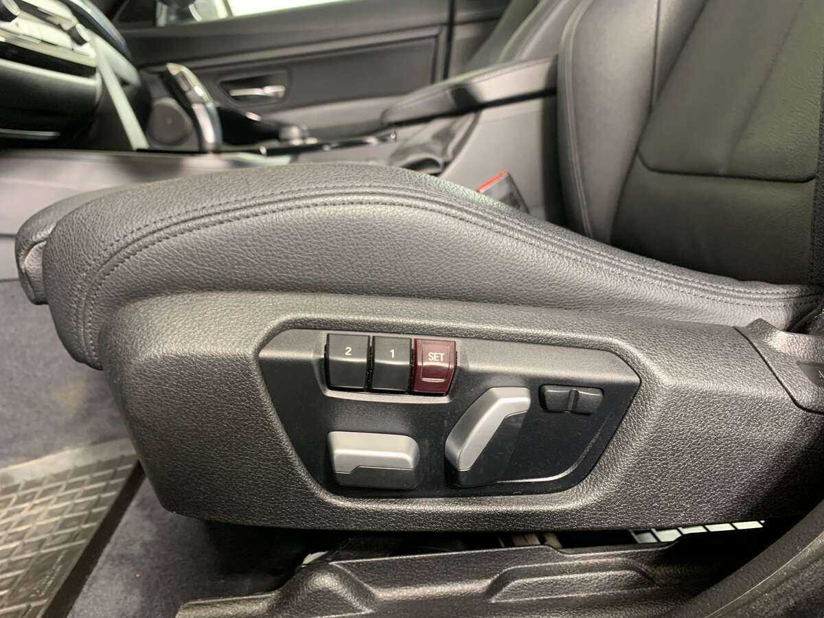 БМВ 3 серии б/у, 2017, Автоматическая. Фото: #13