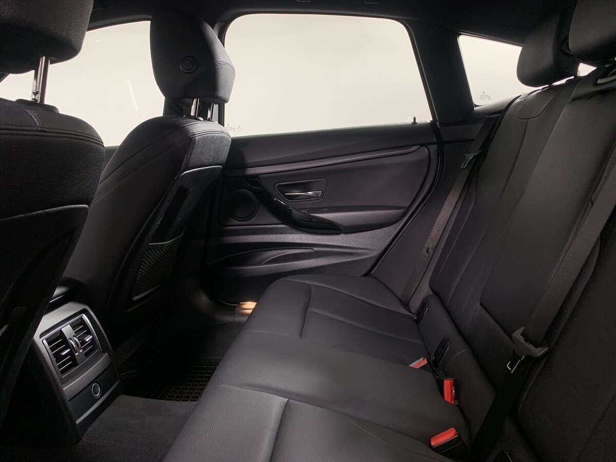 БМВ 3 серии б/у, 2017, Автоматическая. Фото: #15