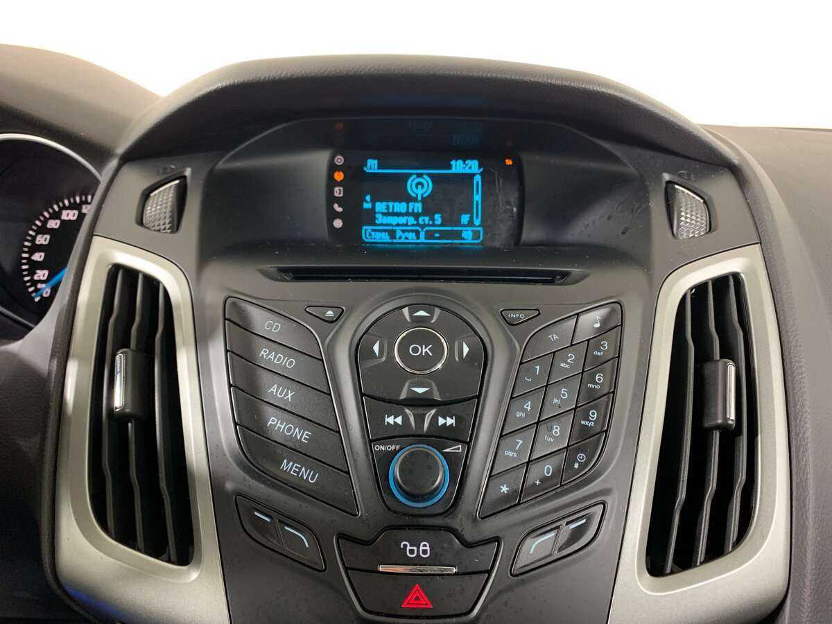 Форд Фокус б/у, 2015, Роботизированная. Фото: #12