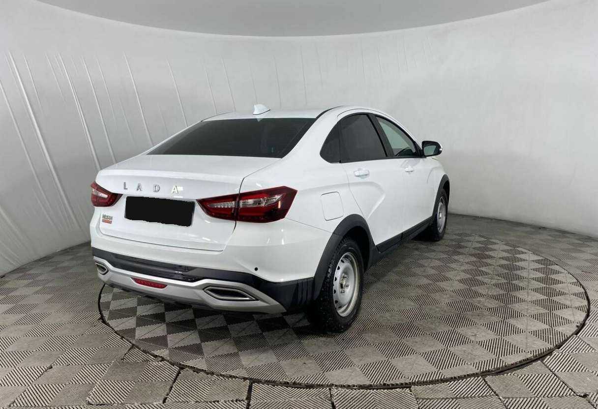 Лада (ВАЗ) Веста б/у, 2023, Механическая. Фото: #4