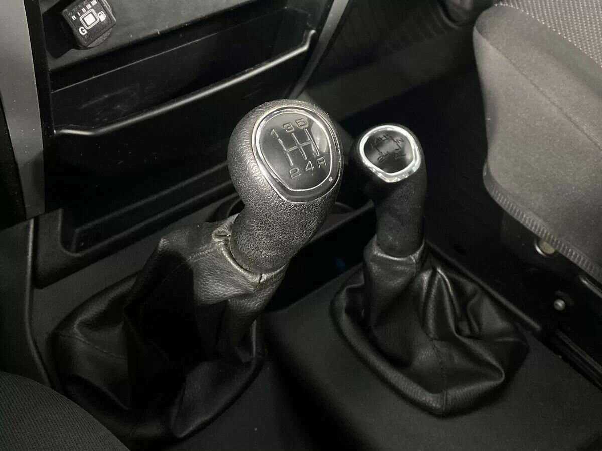 УАЗ Патриот б/у, 2022, Механическая. Фото: #11