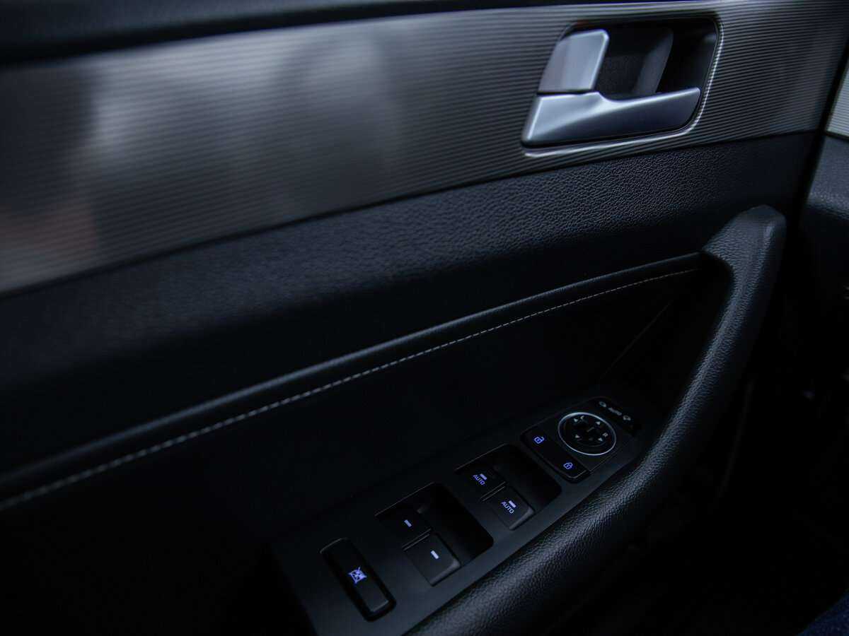 Hyundai Sonata б/у, 2018, Автоматическая. Фото: #16