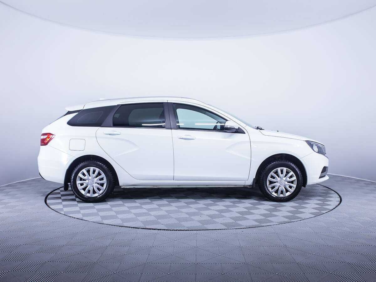 Лада (ВАЗ) Веста б/у, 2018, Механическая. Фото: #3