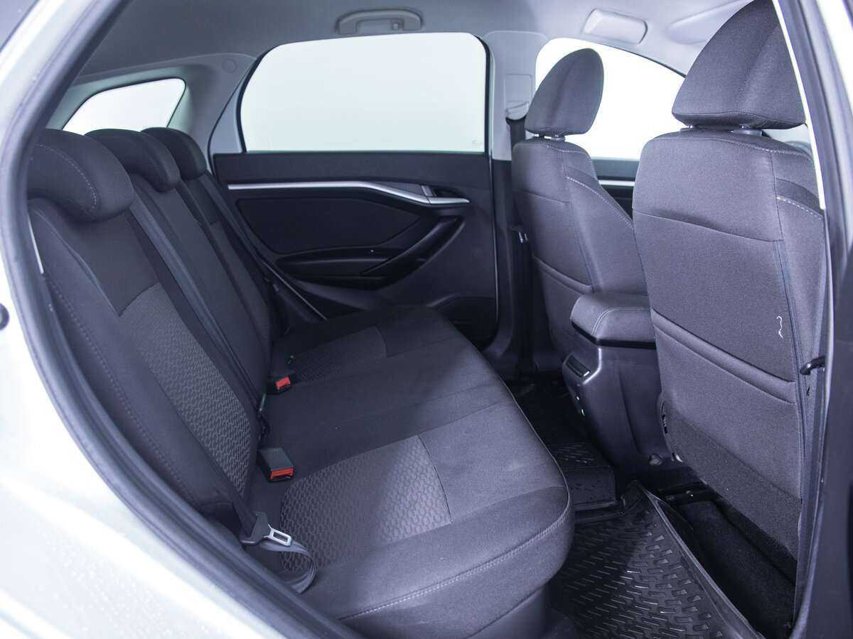 Лада (ВАЗ) Веста б/у, 2018, Механическая. Фото: #9