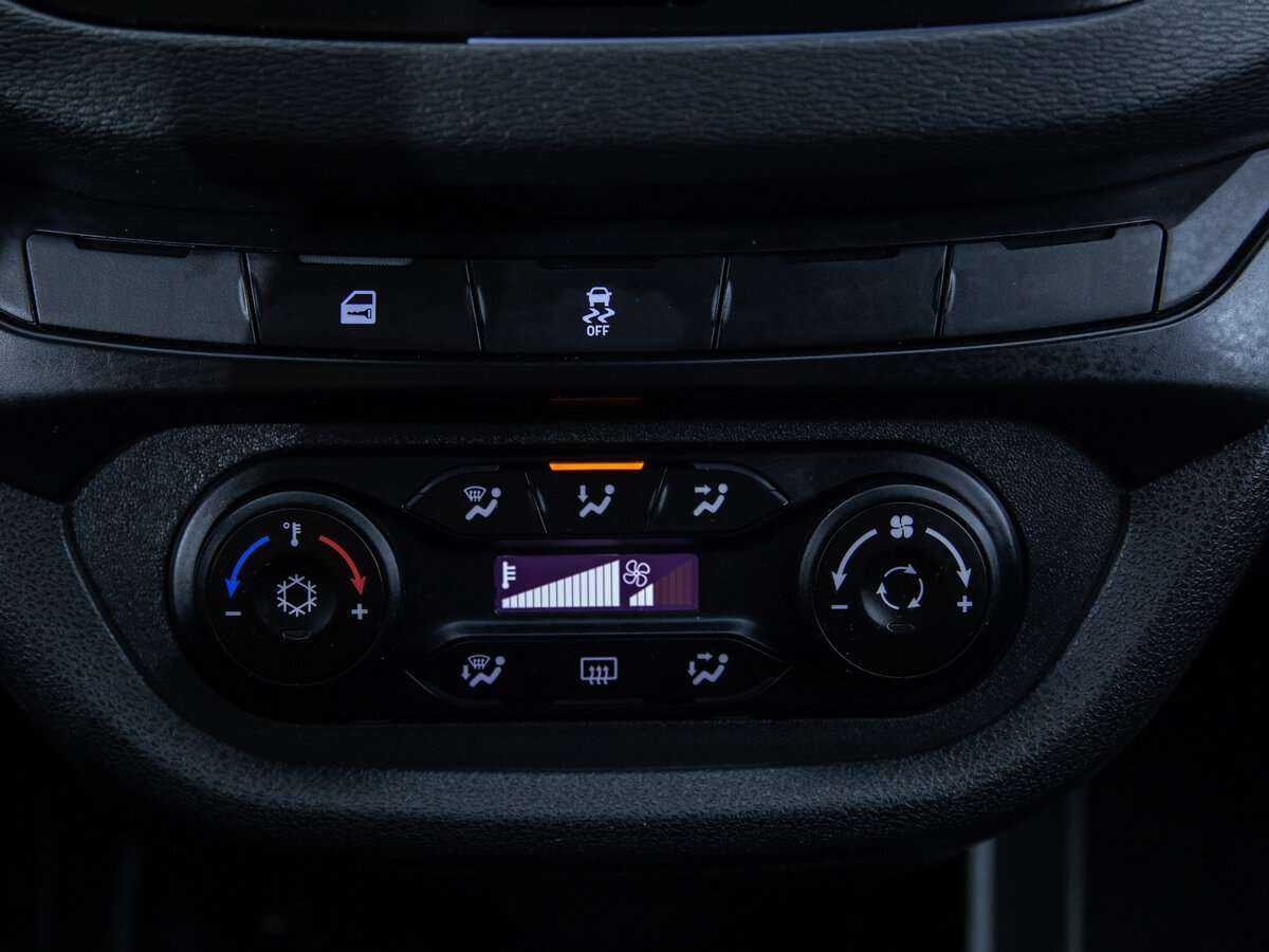 Лада (ВАЗ) Веста б/у, 2018, Механическая. Фото: #16