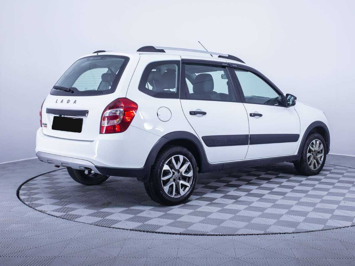 Лада (ВАЗ) Гранта б/у, 2023, Механическая. Фото: #4