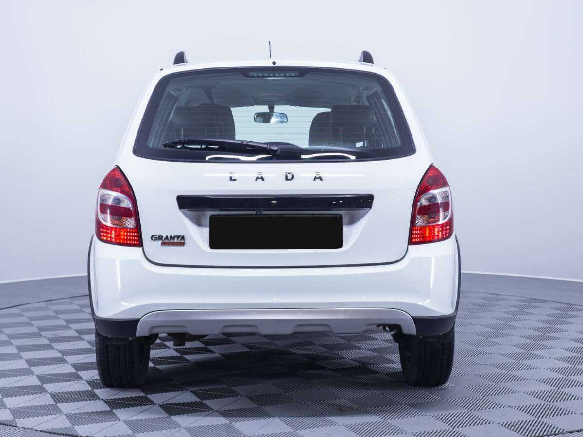 Лада (ВАЗ) Гранта б/у, 2023, Механическая. Фото: #5