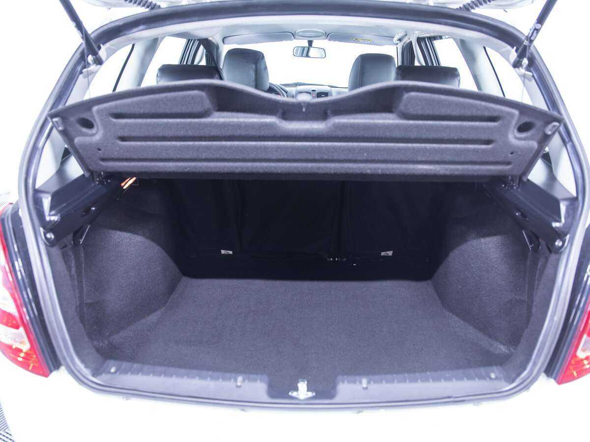 Лада (ВАЗ) Гранта б/у, 2023, Механическая. Фото: #8