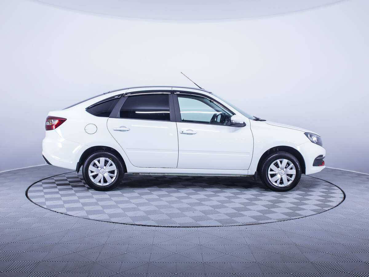 Лада (ВАЗ) Гранта б/у, 2023, Механическая. Фото: #3