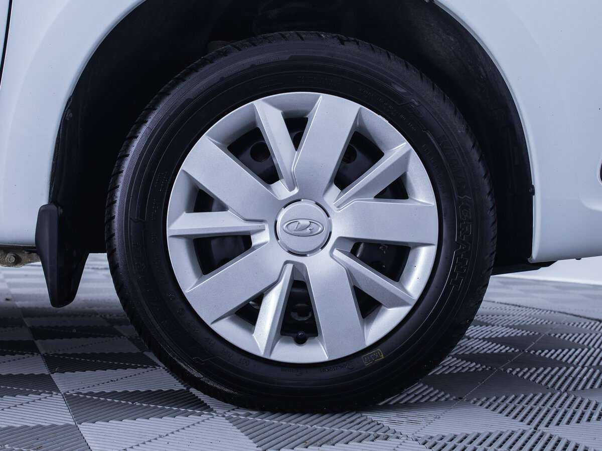 Лада (ВАЗ) Гранта б/у, 2023, Механическая. Фото: #8