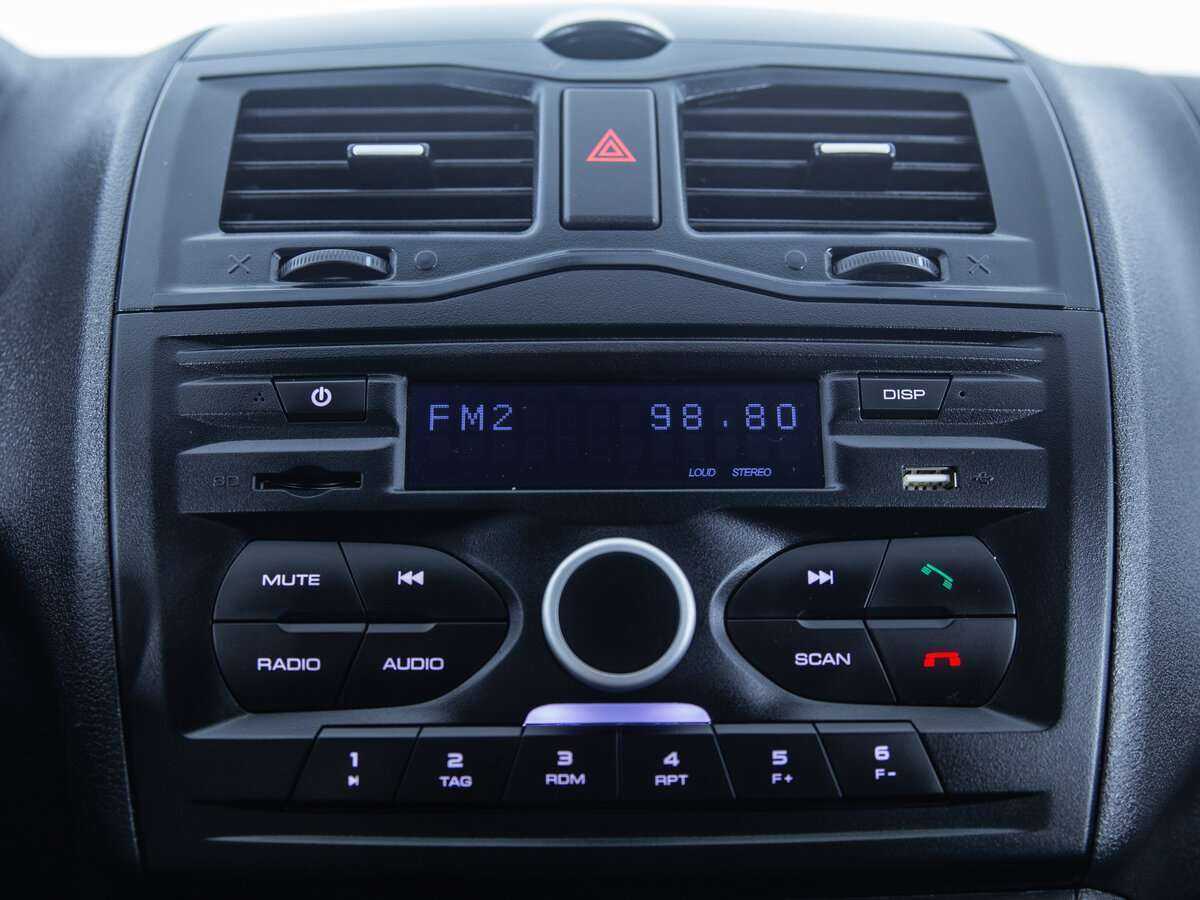 Лада (ВАЗ) Гранта б/у, 2023, Механическая. Фото: #10