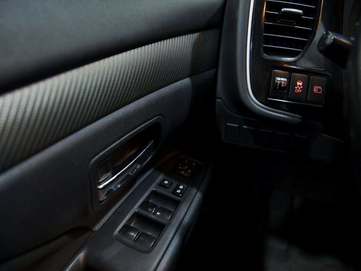 Митсубиши Оутлэндер б/у, 2013, Вариатор. Фото: #9