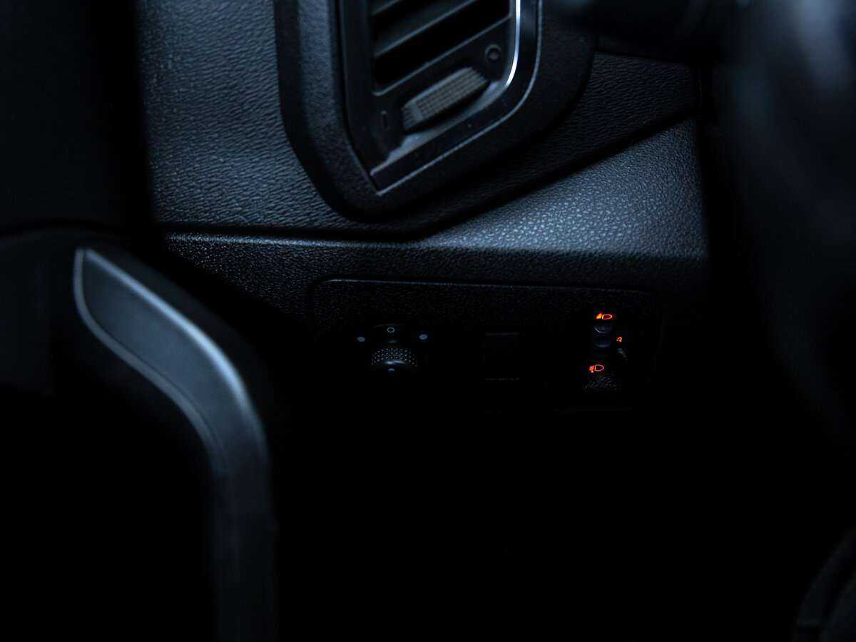 Лада (ВАЗ) ИКСРЭЙ б/у, 2017, Механическая. Фото: #13