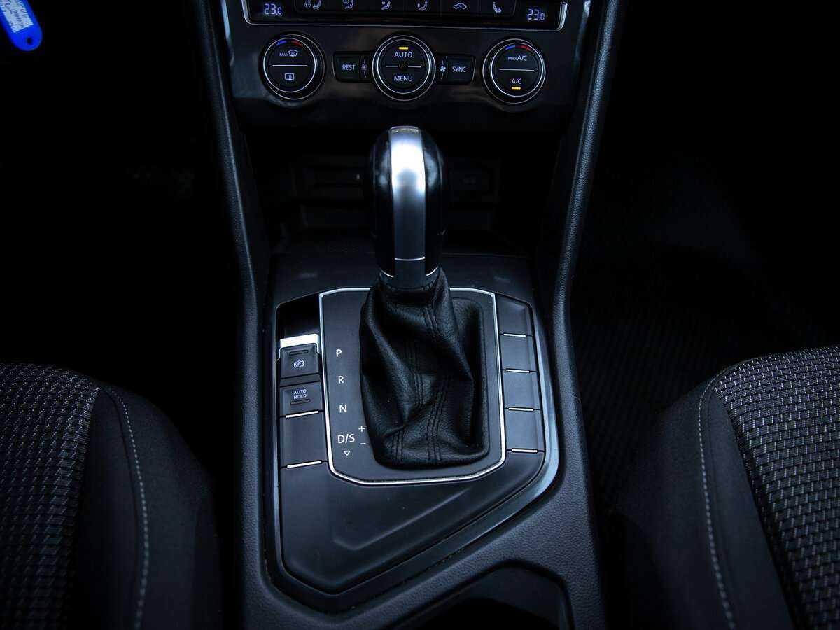 Volkswagen Tiguan б/у, 2018, Роботизированная. Фото: #16