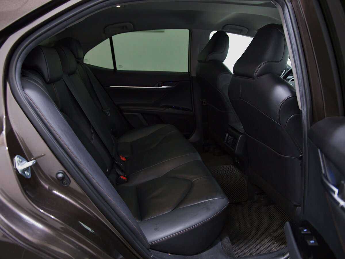 Тойота Камри б/у, 2020, Автоматическая. Фото: #4