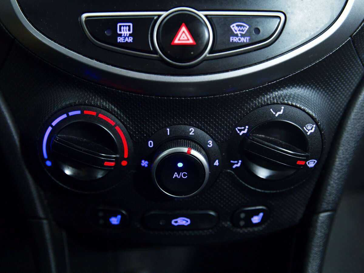 Хендай Солярис б/у, 2015, Механическая. Фото: #15