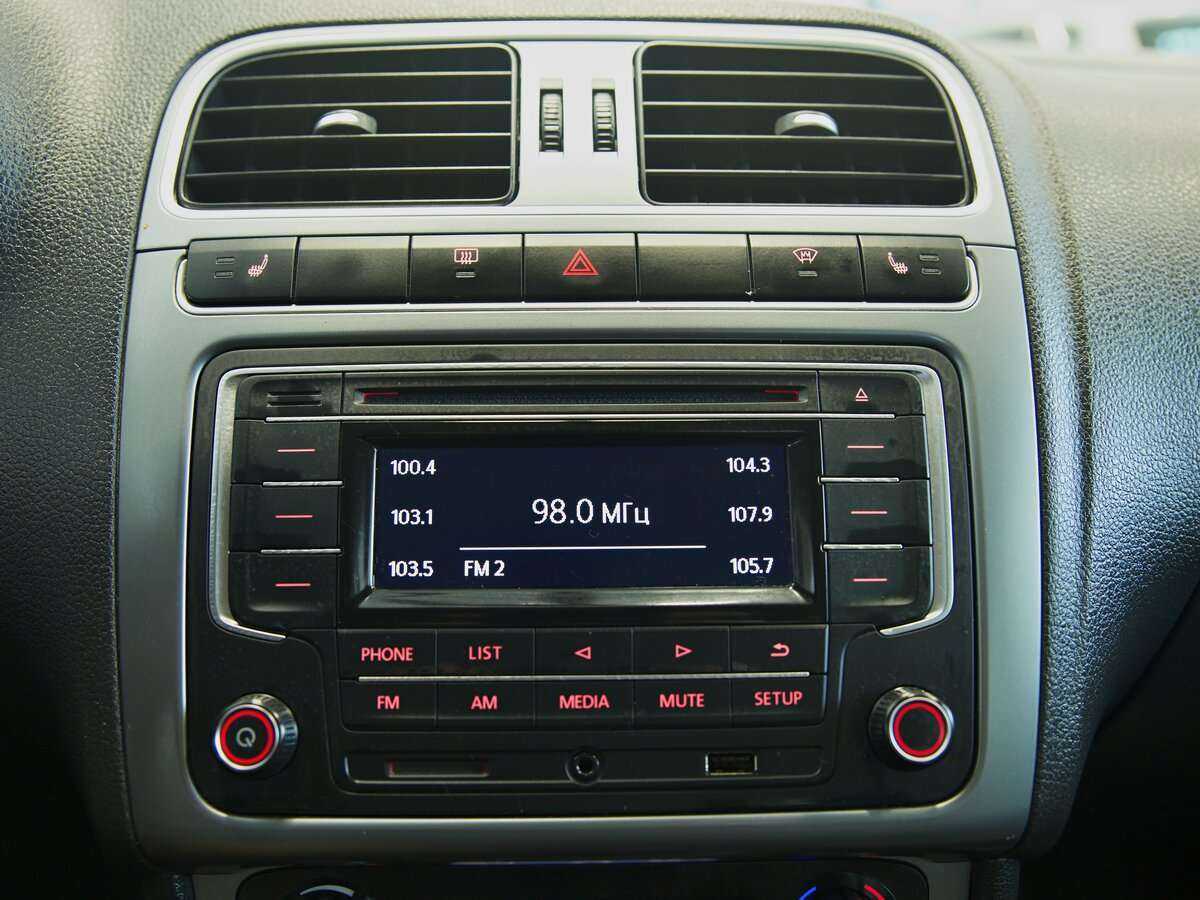 Фольксваген Поло б/у, 2016, Механическая. Фото: #5