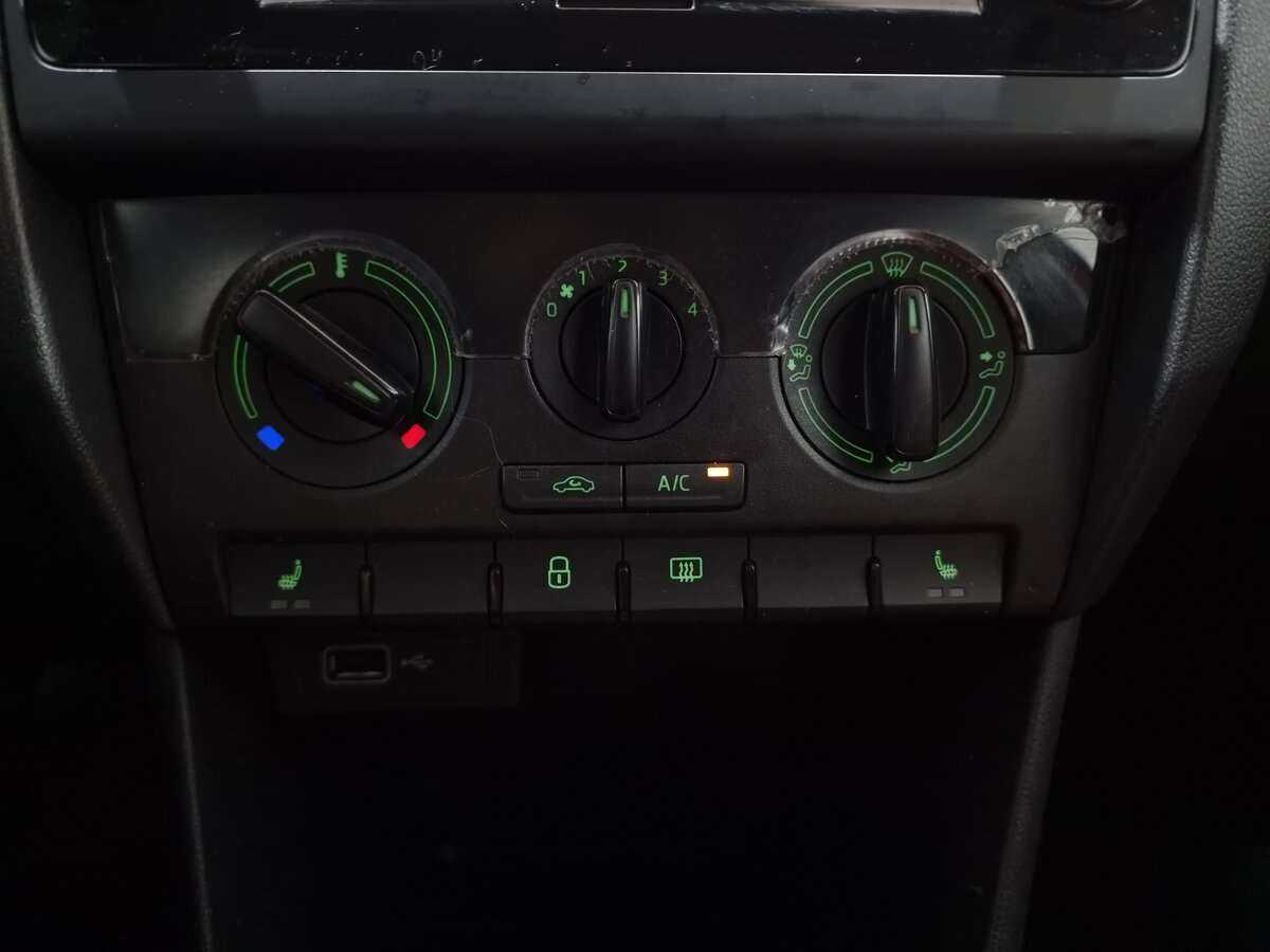 Шкода Рапид б/у, 2019, Механическая. Фото: #9