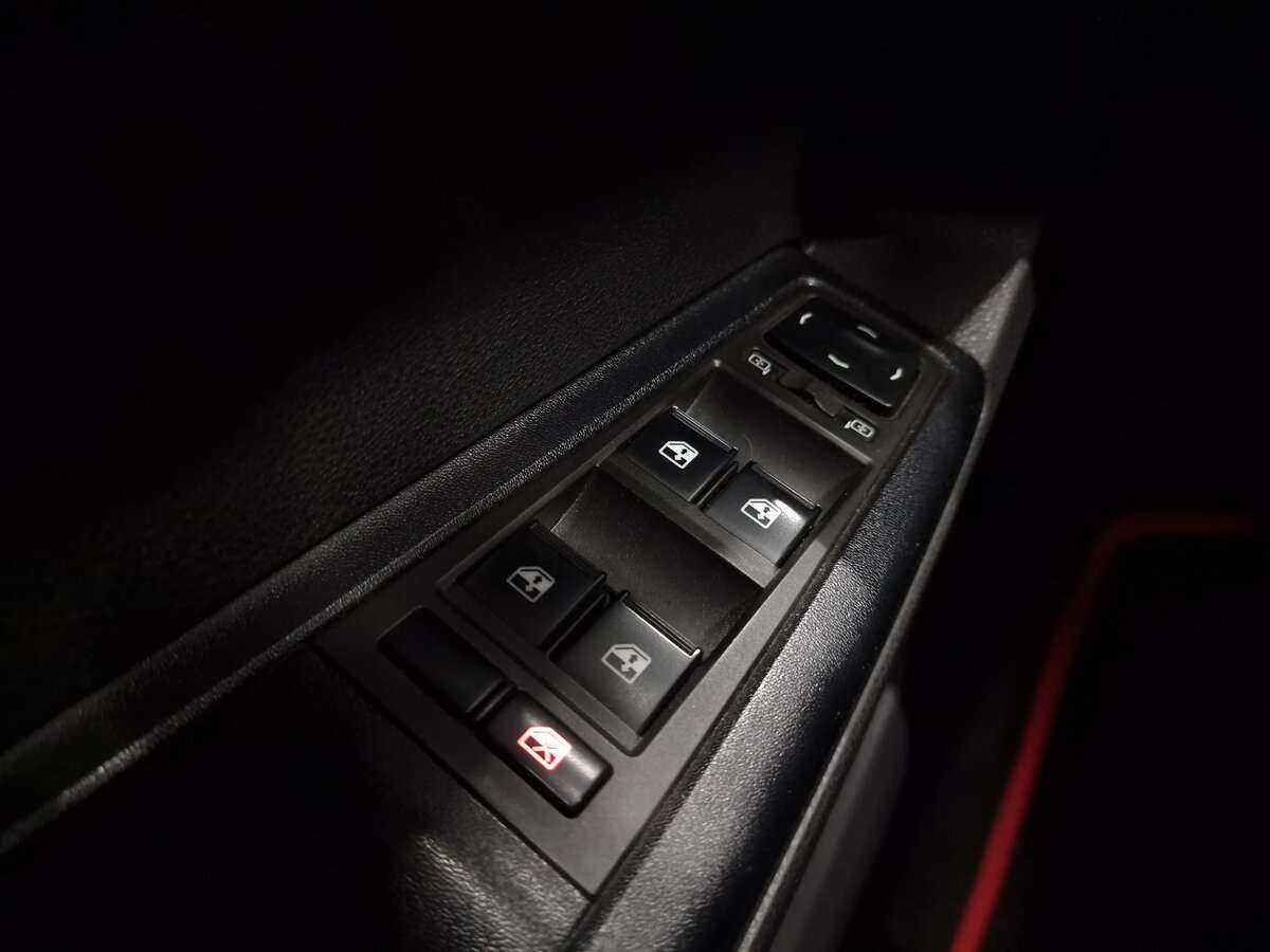 Лада (ВАЗ) Веста б/у, 2018, Роботизированная. Фото: #4