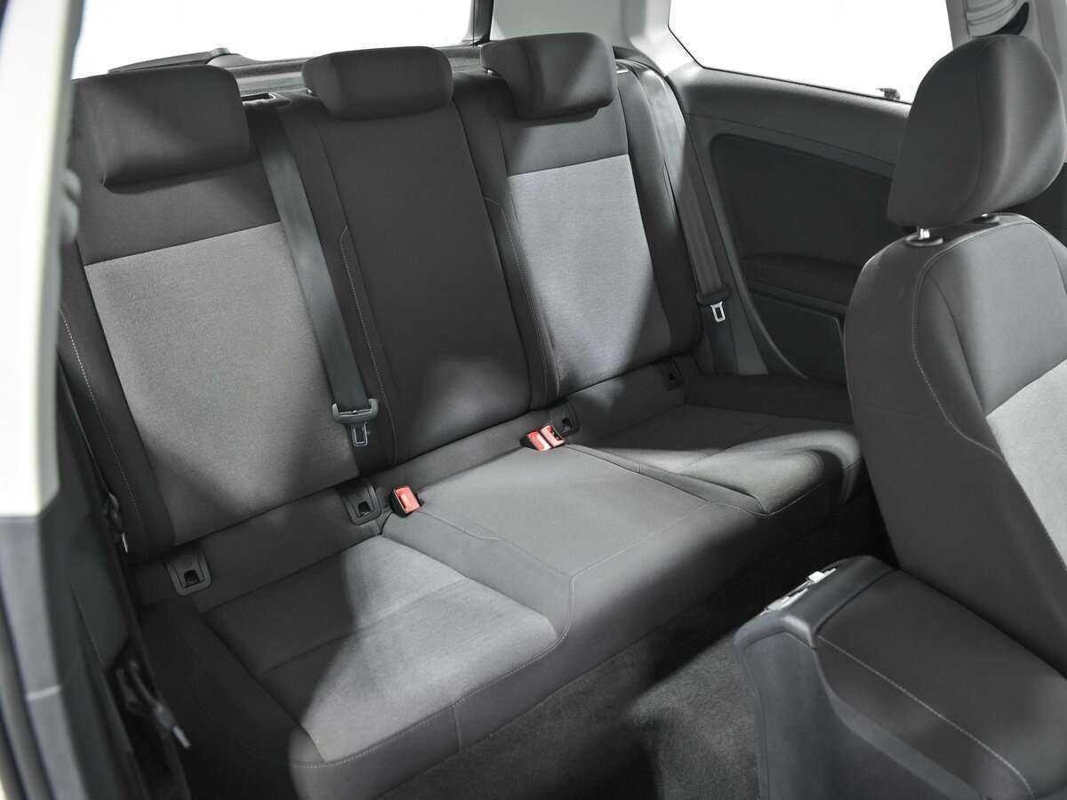 Volkswagen Golf б/у, 2013, Роботизированная. Фото: #13