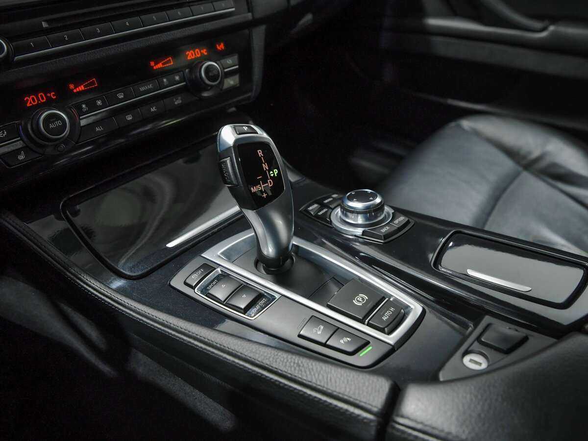 БМВ 5 серии б/у, 2013, Автоматическая. Фото: #9