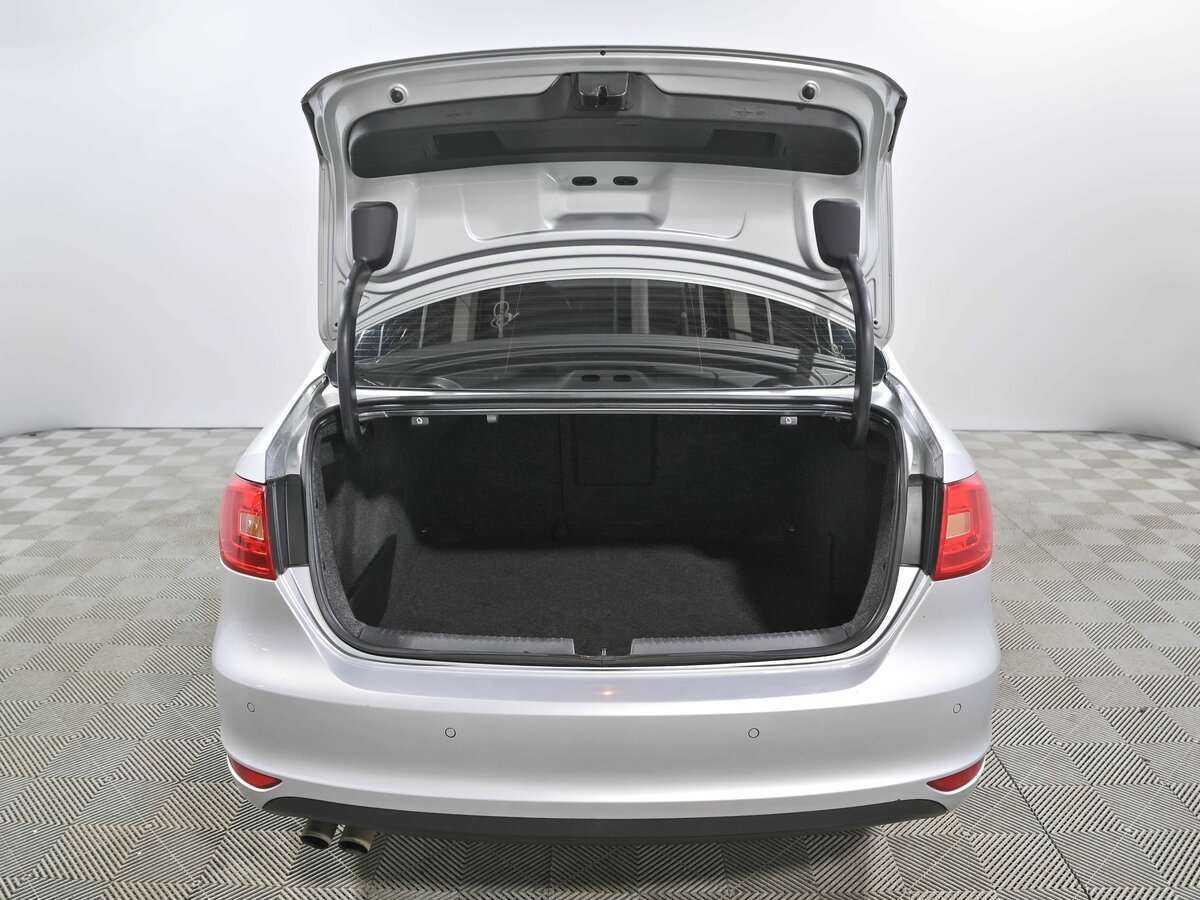 Volkswagen Jetta б/у, 2013, Роботизированная. Фото: #16