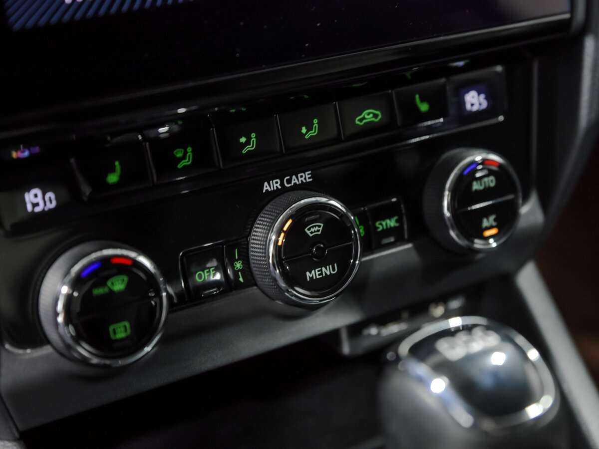 Шкода Октавия б/у, 2017, Роботизированная. Фото: #10